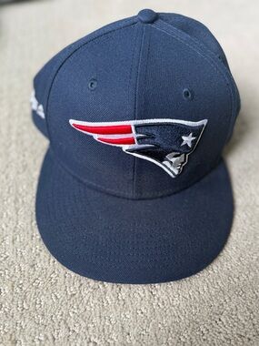 9fifty Navy Blue and Red NFL Fitted Cap